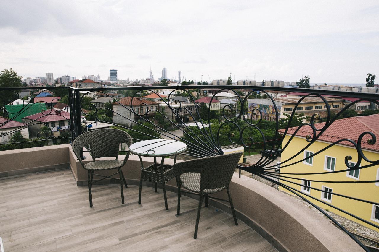 Hotel Maria Батуми Екстериор снимка