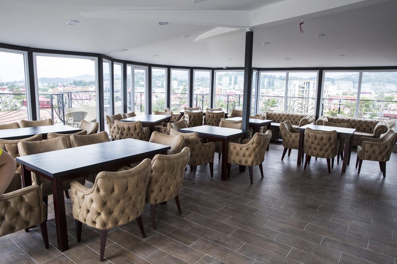 Hotel Maria Батуми Екстериор снимка