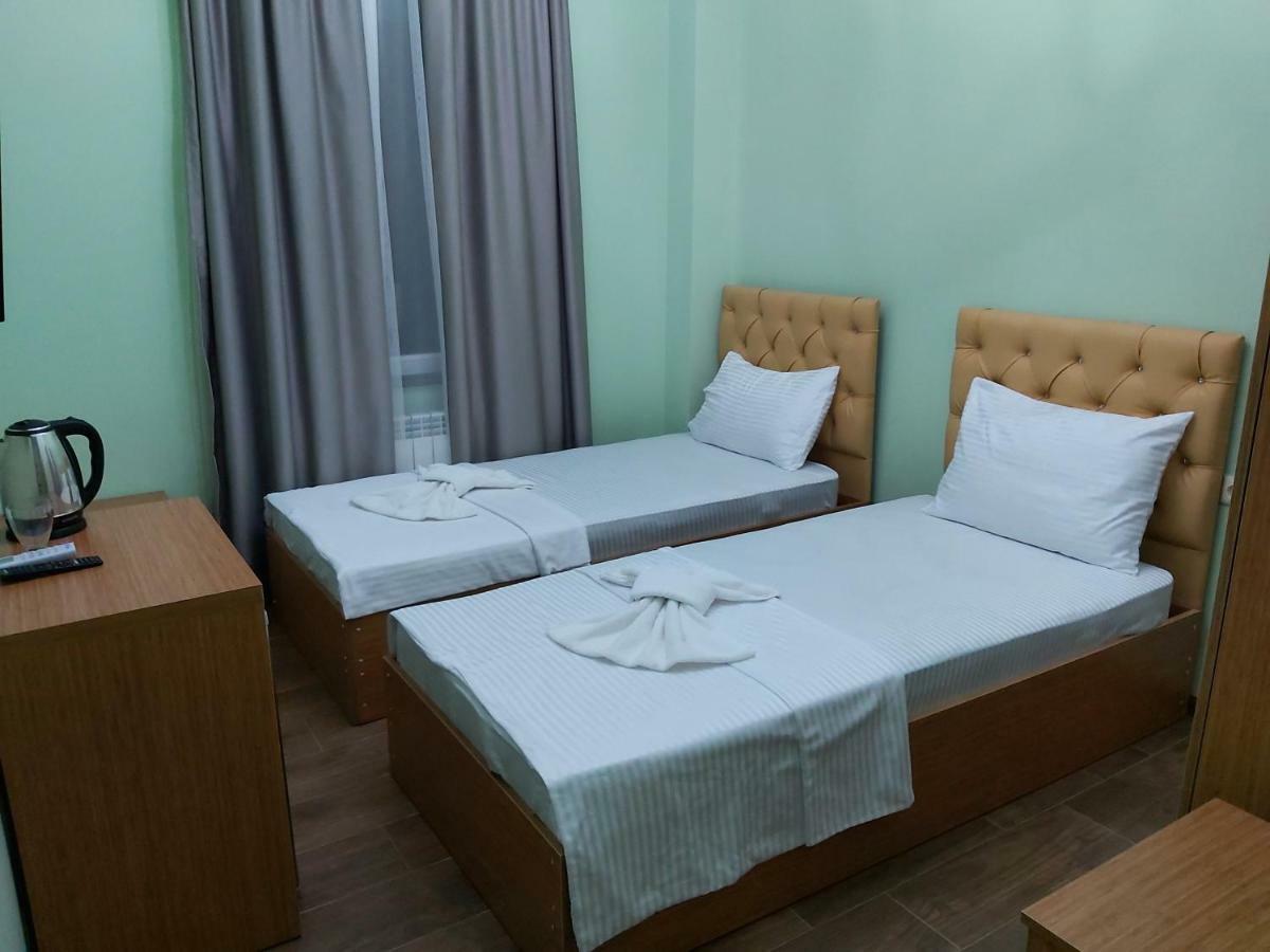 Hotel Maria Батуми Екстериор снимка